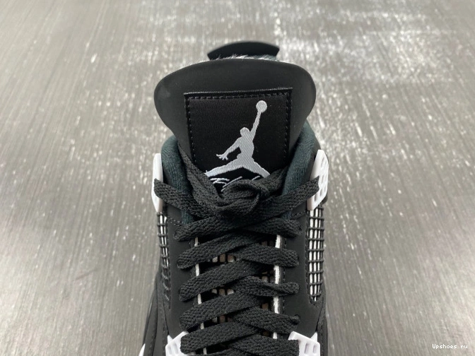  AIR 4 THUNDER RETRO FQ8135-001 WHITE JORDAN 1211